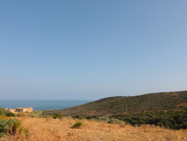 Terreno con Ruina for sale in Manilva, Costa del Sol