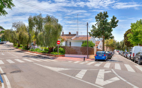 Bliźniak for sale in Nueva Andalucía, Nueva Andalucía