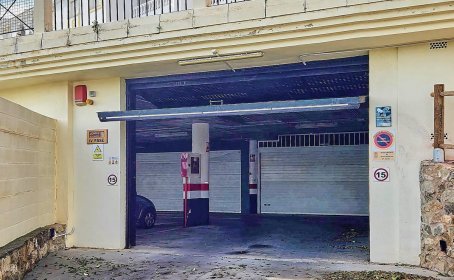 Garage for sale in Carvajal, Carvajal