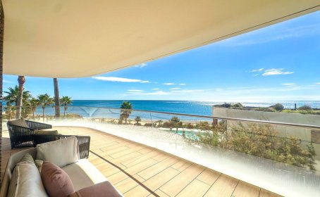 Apartament na środkowym piętrze for sale in Estepona, Estepona