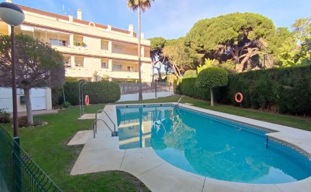 Apartamento Planta Baja en venta en Elviria, Elviria