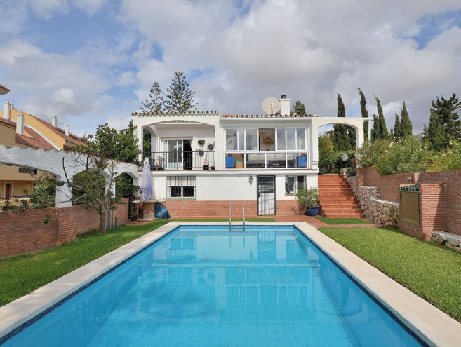 Willa for sale in Torreblanca, Costa del Sol