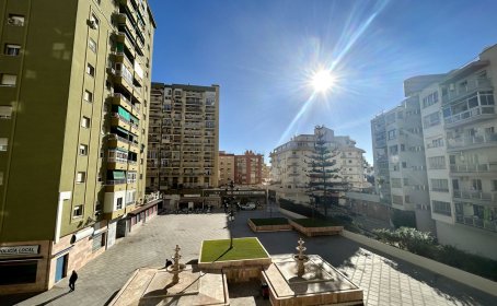 Apartament na środkowym piętrze for sale in Torremolinos Centro, Torremolinos Centro