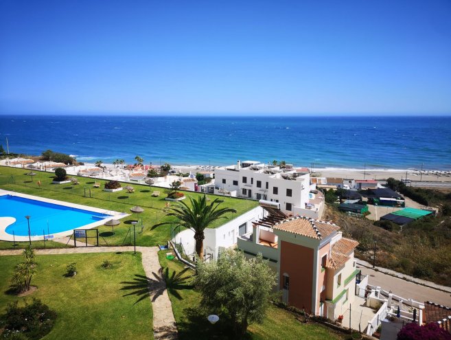 Apartment for sale in Torrox Costa, Costa del Sol East