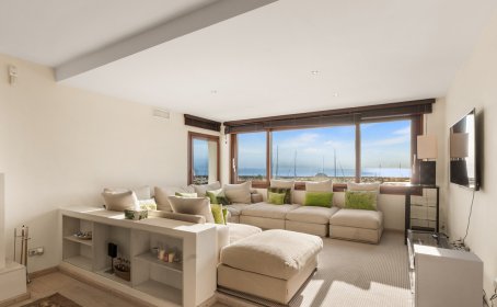 Middle Floor Apartment for sale in Puerto Banús, Puerto Banús