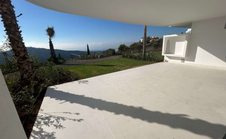 Apartament na parterze for sale in Marbella, Marbella