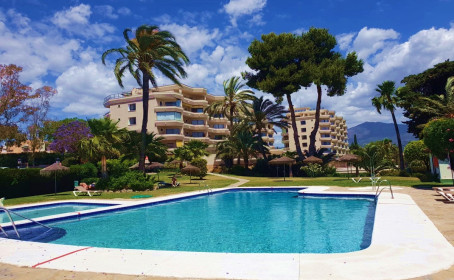 Middle Floor Apartment for sale in Atalaya, Atalaya