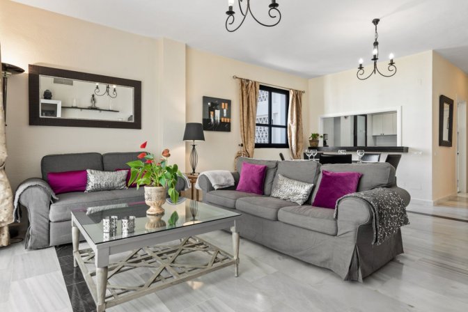 Middle Floor Apartment for sale in Puerto Banús, Puerto Banús