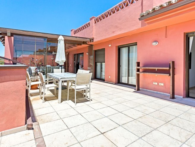 Penthouse for sale in Casares Playa, Costa del Sol