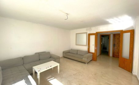 Apartament na środkowym piętrze for sale in Estepona, Estepona