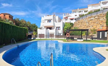 Middle Floor Apartment for sale in Casares, Casares