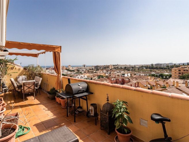 Penthouse for sale in Los Pacos, Costa del Sol