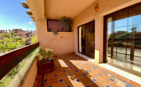 Apartamento Planta Media for sale in Hacienda del Sol, Hacienda del Sol