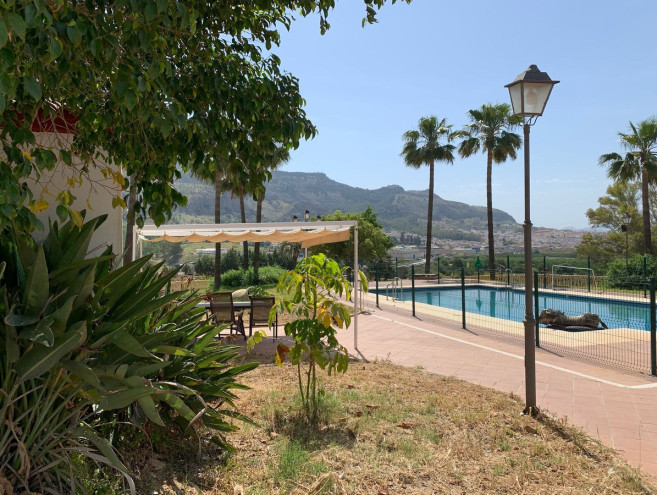 Ziemia for sale in Pizarra, Costa del Sol