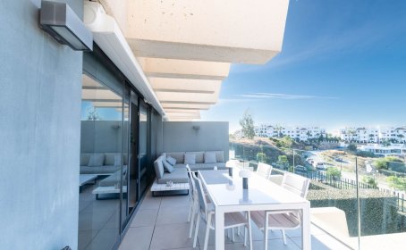 Middle Floor Apartment for sale in New Golden Mile, New Golden Mile