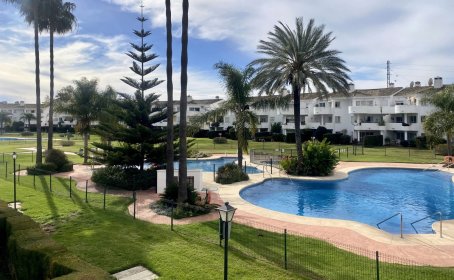 Apartament na środkowym piętrze for sale in Mijas Golf, Mijas Golf