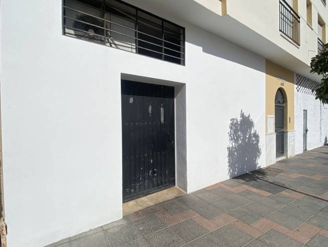 Local comercial en venta en Fuengirola, Costa del Sol