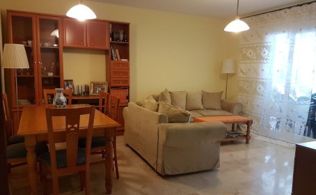 Middle Floor Apartment for sale in Fuengirola, Fuengirola