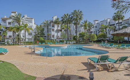 Middle Floor Apartment for sale in Costalita, Costalita