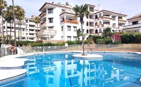 Middle Floor Apartment for sale in Calahonda, Calahonda