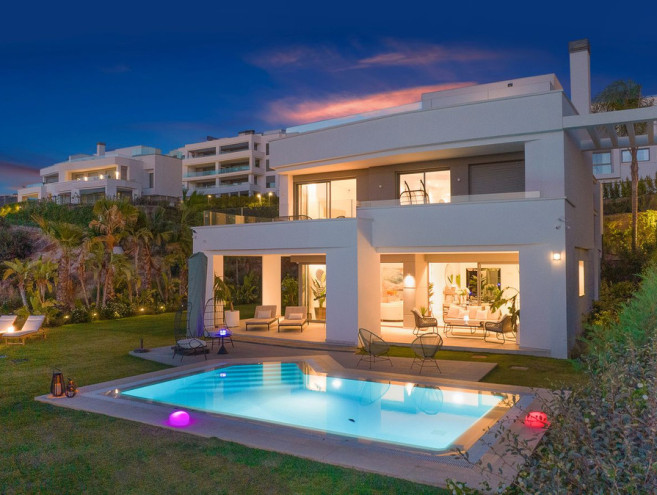 Villa - Chalet en venta en Marbella, Costa del Sol