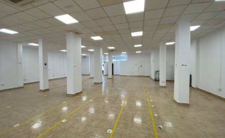 Commercial Premises for sale in Málaga, Málaga