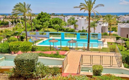 Apartamento Planta Baja en venta en Selwo, Selwo