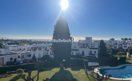 Townhouse for sale in Estepona, Estepona