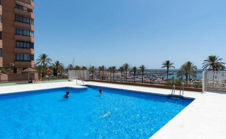 Middle Floor Apartment for sale in Fuengirola, Fuengirola