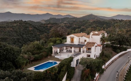 Willa for sale in Selwo, Selwo