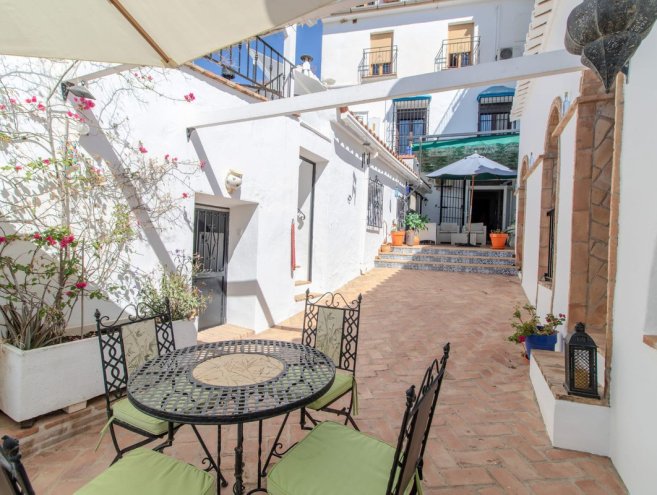 Adosada for sale in Alora, Costa del Sol