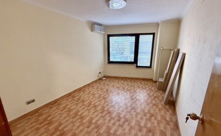 Oficina for sale in Marbella, Marbella