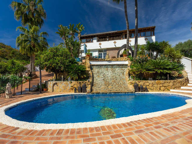 Detached Villa for sale in La Cala de Mijas, Costa del Sol