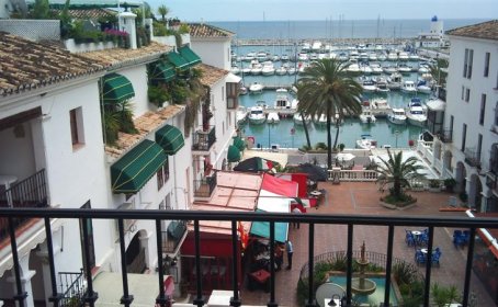 Penthouse for sale in La Duquesa, La Duquesa