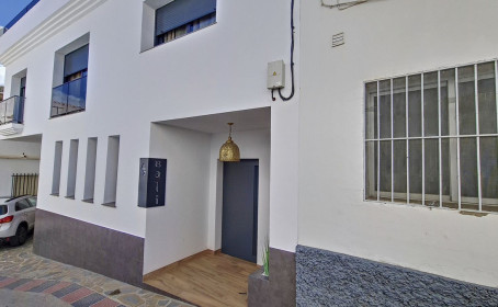 Edificio residencial en venta en Cómpeta, Cómpeta