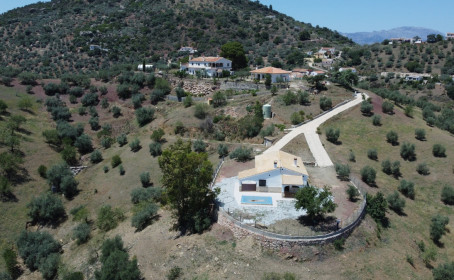 Detached Villa for sale in Comares, Comares