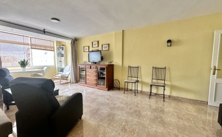 Apartament na środkowym piętrze for sale in Los Boliches, Los Boliches