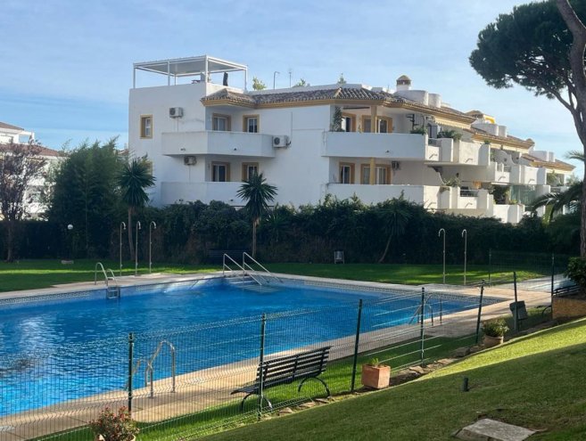 Apartment for sale in Calahonda, Costa del Sol