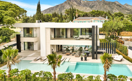 Willa for sale in Marbella, Marbella