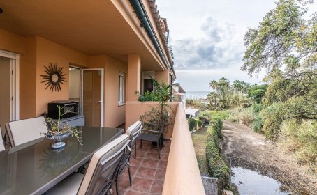 Apartament na środkowym piętrze for sale in Marbella, Marbella