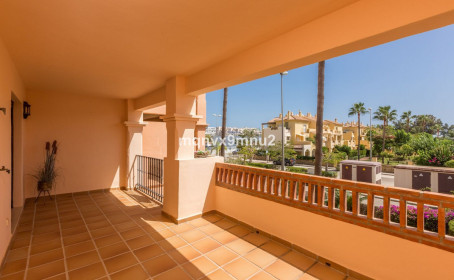 Middle Floor Apartment for sale in La Cala de Mijas, La Cala de Mijas