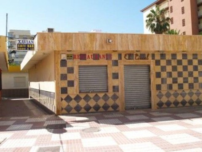 Shop for sale in Torre del Mar, Costa del Sol East