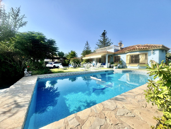 Villa - Chalet en venta en Marbella, Costa del Sol