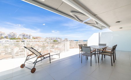 Apartament na środkowym piętrze for sale in Benalmadena Costa, Benalmadena Costa