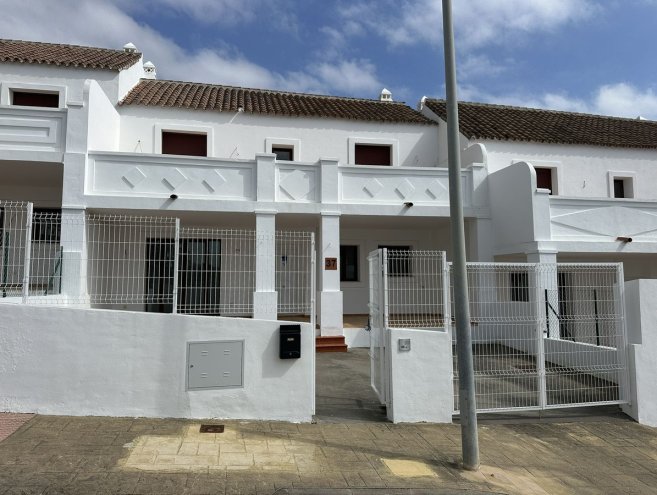 Adosada for sale in Doña Julia, Costa del Sol