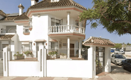 Semi-Detached House for sale in San Pedro de Alcántara, San Pedro de Alcántara