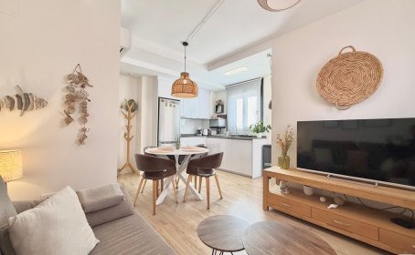 Apartament na środkowym piętrze for sale in Los Boliches, Los Boliches