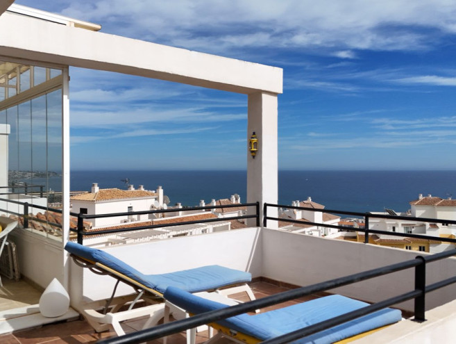 Penthouse for sale in La Cala de Mijas, Costa del Sol