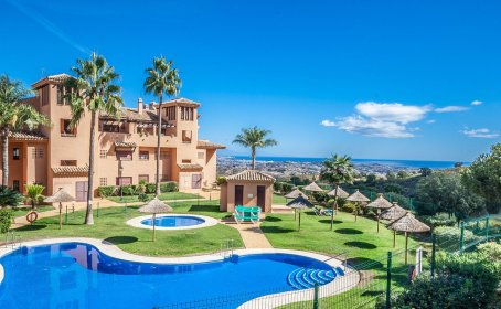 Penthouse for sale in La Mairena, La Mairena