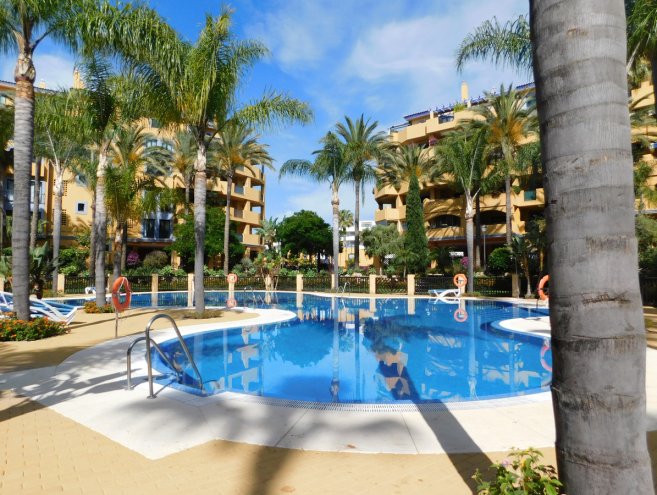 Apartment for sale in San Pedro de Alcántara, Costa del Sol